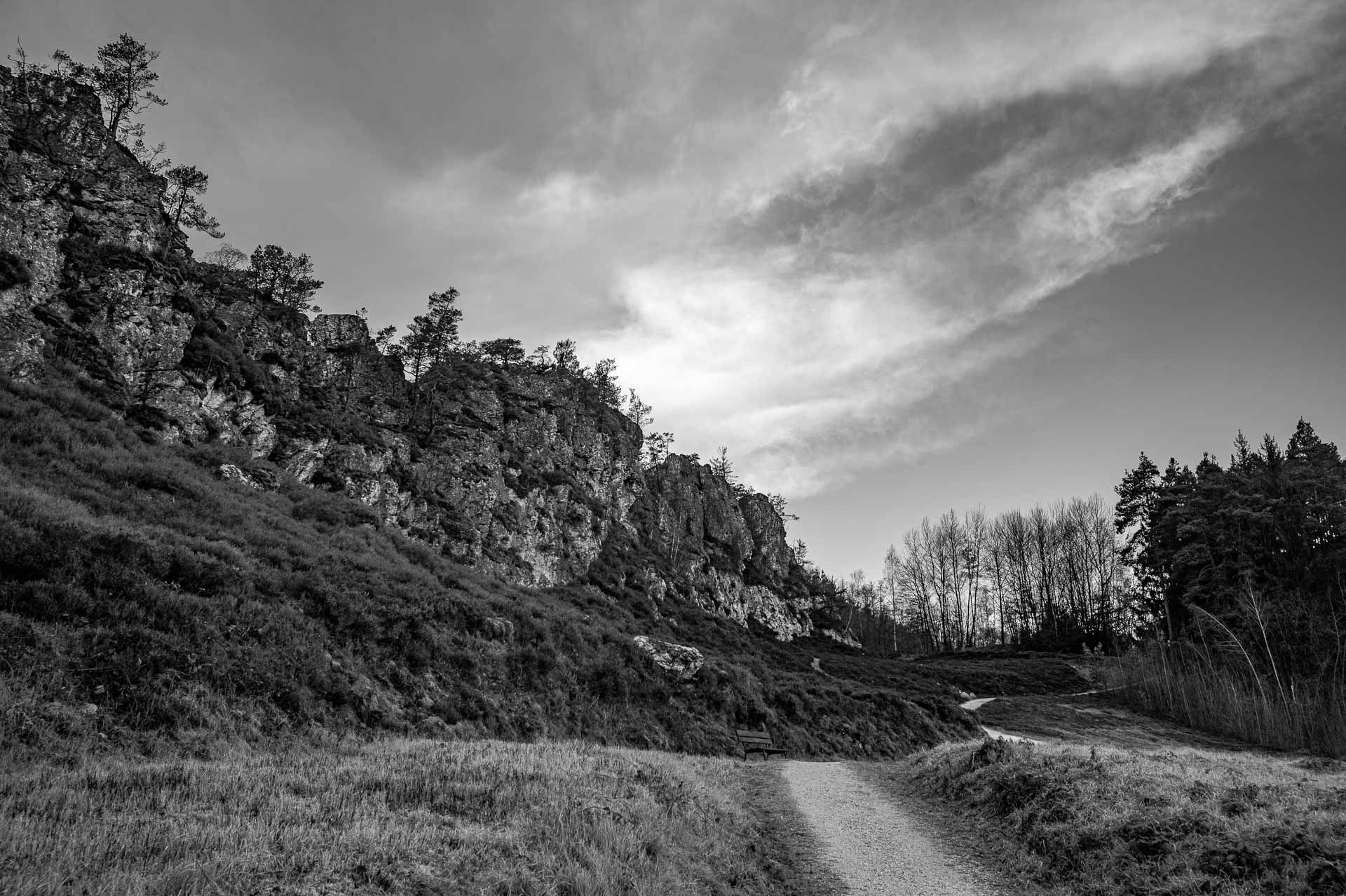 Blick linksseitig hinauf zum Großen Pfahl